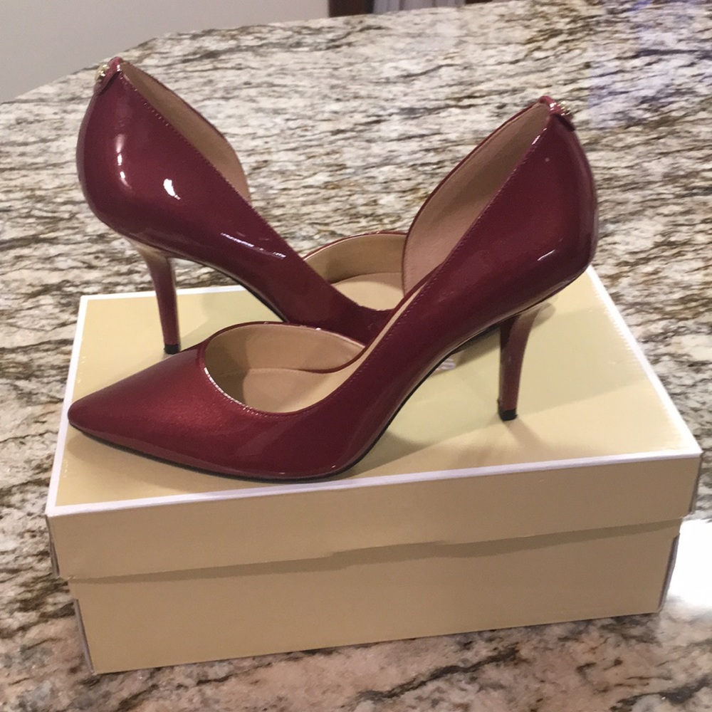 Michael Kors Nathalie Flex High Pump